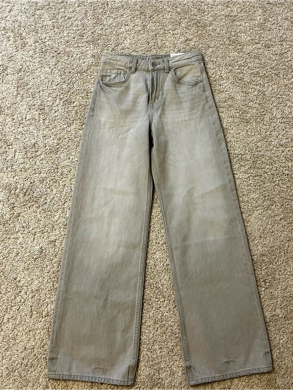 H&M Light Gray Relaxed Jeans